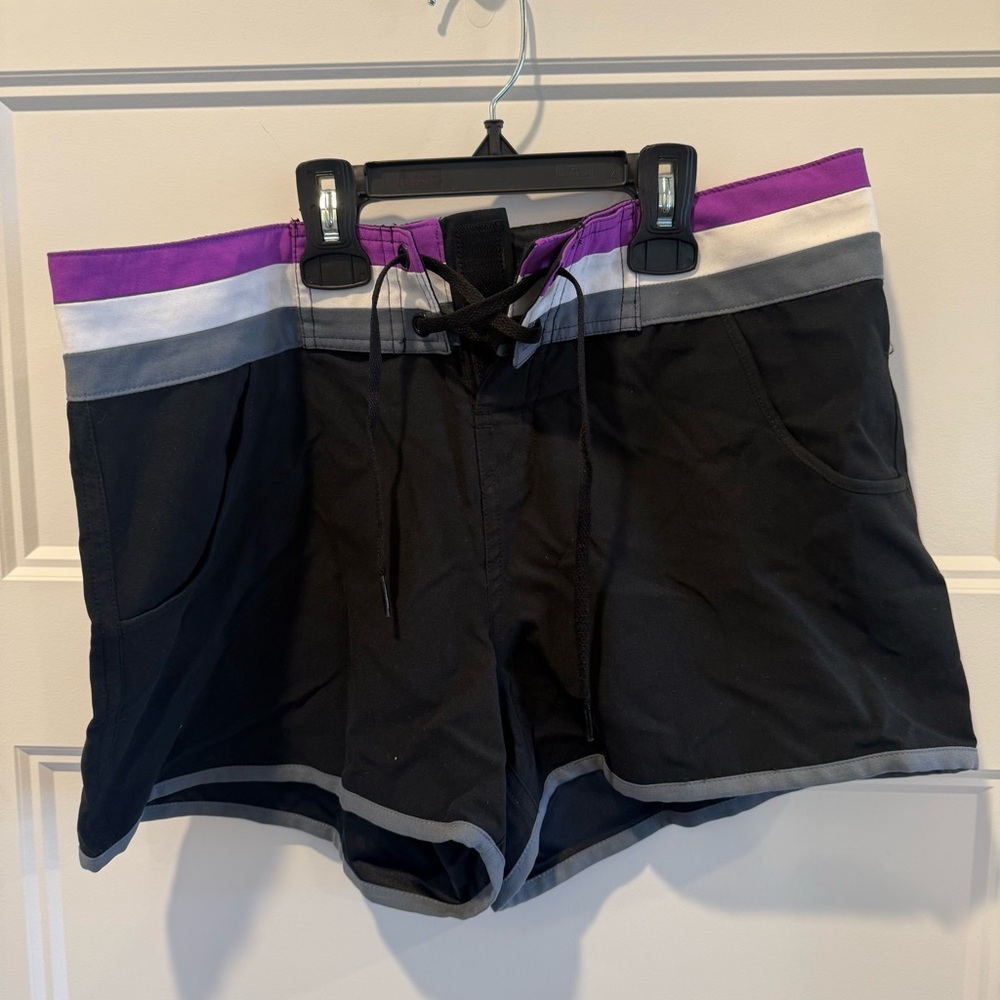 Island Escape board shorts